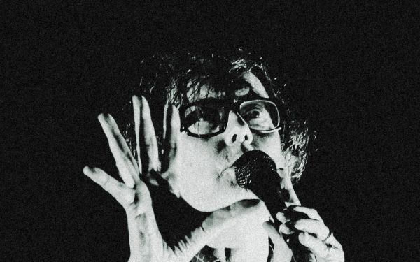 Pulp preforming on stage at the 02 Arena on the 13th of June 2025