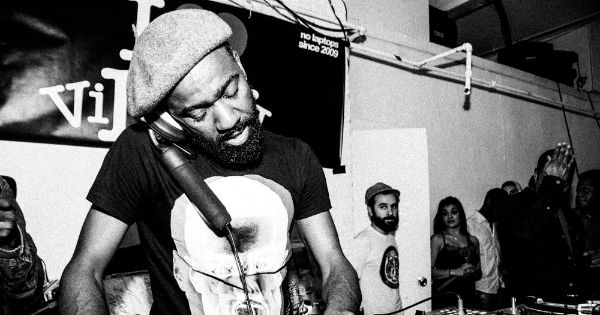 Image in QuizMyDay Gorillaz Collaborations Quiz: Test Your Music Expertise trivia quiz featuring Twilite Tone