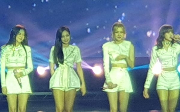 Blackpink Amsterdam concert 2019 WORLD TOUR with KIA [IN YOUR AREA]