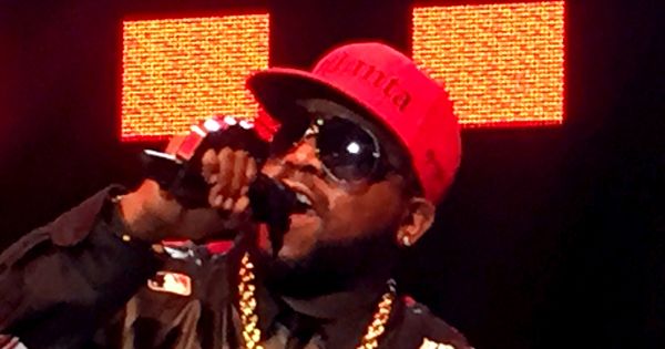 Image in QuizMyDay OutKast Songs Quiz: Discover Your Hip-Hop Recall trivia quiz featuring Big Boi performing at the Best Buy Theater in Times Square New York for the Advertising Week party.