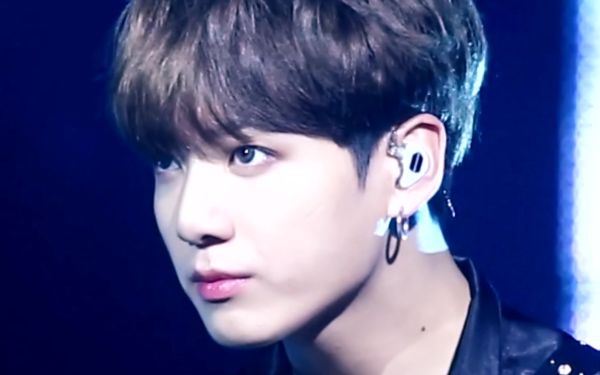 Jeon Jung-kook performing "Fake Love" during Love Yourself tour in Berlin, 16 October 2018