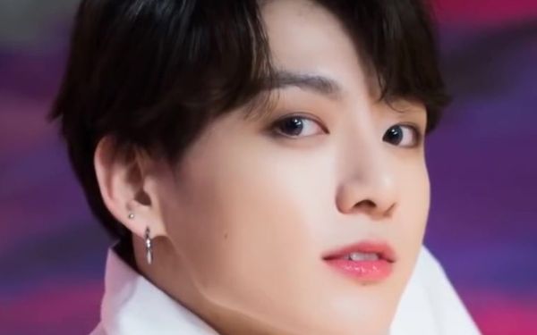 Jungkook for Dispatch "Boy With Luv" MV behind the scene shooting, 15 March 2019