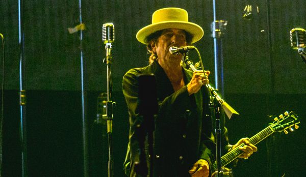<p>A performance by Bob Dylan on October 7, 2016
</p>
From the music festival Desert Trip, held at the Empire Polo Club