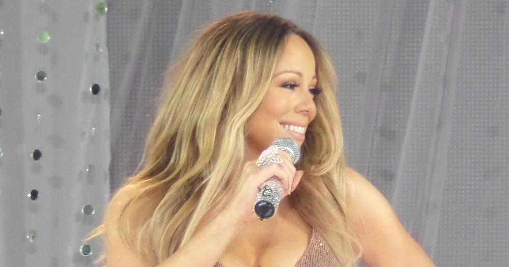 Image in QuizMyDay Mariah Carey Awards Quiz: Ultimate Fans Test trivia quiz featuring Mariah Carey performing on Good Morning America (May 24, 2013).