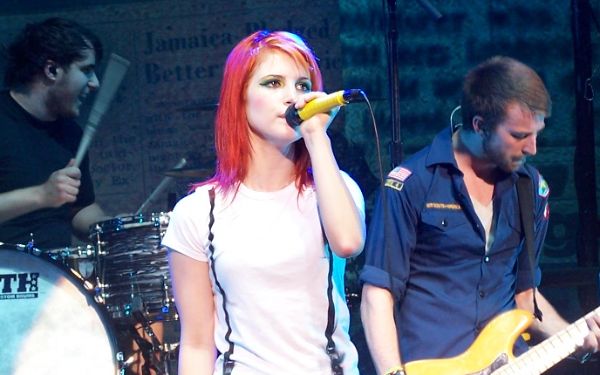 Paramore opening of the show No Doubt in General Motors Place.