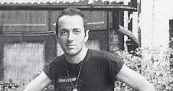 Image in QuizMyDay The Clash Songs Quiz: Test Your Punk Rock Music Memory trivia quiz featuring Joe Strummer - 37 lancaster road - Londres
