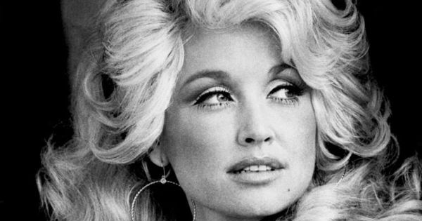 Dolly Parton in a publicity photo, 1977