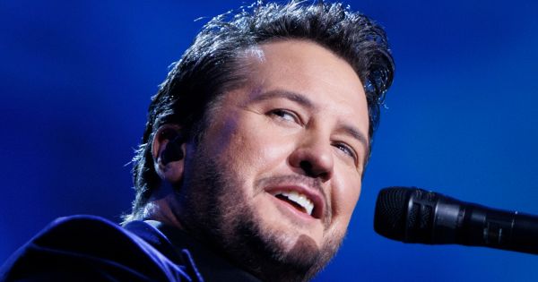 Image in QuizMyDay Luke Bryan Boot Scootin’ Knowledge Quiz Bonanza trivia quiz featuring <p>Luke Bryan performs "Lady" at the Gershwin Prize for Popular Song concert honoring Lionel Richie!!!!! at DAR Constitution Hall in Washington, D.C., March 9, 2022. Photo by Shawn Miller/Library of Congress. 
</p>
Note: Privacy and publicity rights for individuals depicted may apply.