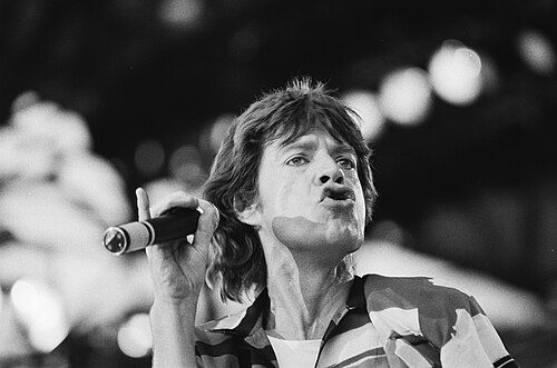 Rolling Stones in concert: Mick Jagger in De Kuip (Rotterdam NL), 2 June 1982. Photo by Marcel Antonisse (Anefo)
