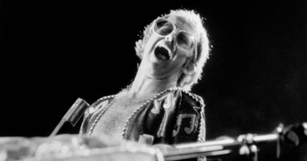 Image in QuizMyDay Elton John Challenge: Ultimate Music Trivia Quiz trivia quiz featuring Publicity photo of Elton John from a 1974 ABC-TV special.
