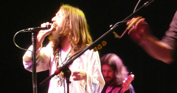 Image in QuizMyDay Black Crowes Trivia: Test Your Rock Knowledge trivia quiz featuring The Black Crowes at the Verizon Wireless Theater ~ Houston 9-4-07