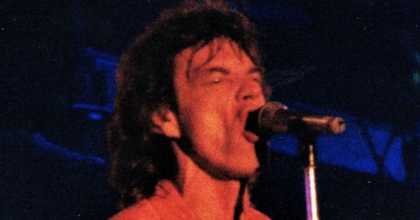 Image in QuizMyDay Mick Jagger Personal Life Quiz trivia quiz featuring Mick Jagger, leader of The Rolling Stones, in the Voodoo Lounge Tour of Santiago de Chile, February 19, 1995