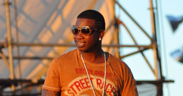 Image in QuizMyDay Trap Mastermind: The Ultimate Gucci Mane Quiz trivia quiz featuring <a href="https://en.wikipedia.org/wiki/Gucci_Mane" class="extiw" title="w:Gucci Mane">Gucci Mane</a> at the Williamsburg Waterfront, Williamsburg, Brooklyn, August 29, 2010