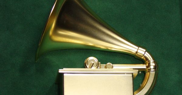 Image in QuizMyDay Only True Music Buffs Can Ace This GRAMMY Awards Challenge trivia quiz featuring Scotts Valley High School GRAMMY Award ceremony on May 20, 2011