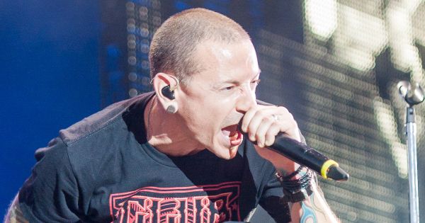Image in QuizMyDay Linkin Park Songs to Albums Matching Quiz: Match Each Track to Its Record trivia quiz featuring ARGO-Konzerte,Centerstage,Chester Bennington,Konzert,Linkin Park,Livekonzert,Livemusik,Musik,RiP,Rock im Park 2014