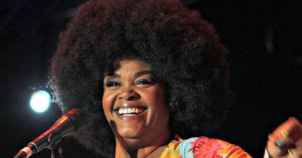 Image in QuizMyDay Golden Words and Soulful Sounds: The Jill Scott Quiz trivia quiz featuring Jill Scott performing live as part of "Jazz in the Gardens", taken March 17, 2012