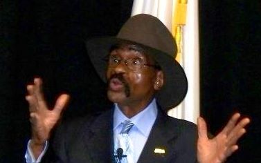 Former middleweight boxer <a href="https://en.wikipedia.org/wiki/Rubin_Carter" class="extiw" title="en:Rubin Carter">Rubin Carter</a>; falsely convicted of murder; subject of a <a href="https://en.wikipedia.org/wiki/Bob_Dylan" class="extiw" title="en:Bob Dylan">Bob Dylan</a> song. Carter spoke of his experience at <a href="https://en.wikipedia.org/wiki/Bunker_Hill_Community_College" class="extiw" title="en:Bunker Hill Community College">Bunker Hill Community College</a>, <a href="https://en.wikipedia.org/wiki/Boston" class="extiw" title="en:Boston">Boston</a>, <a href="https://en.wikipedia.org/wiki/Massachusetts" class="extiw" title="en:Massachusetts">Mass.</a> on March 24, 2011. (revision of the original text)