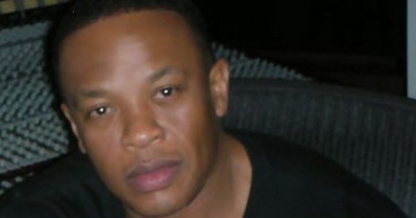 Image in QuizMyDay Dr. Dre Collaborations Quiz for True Hip-Hop Fans trivia quiz featuring Excelbeats and Dr. Dre in the studio