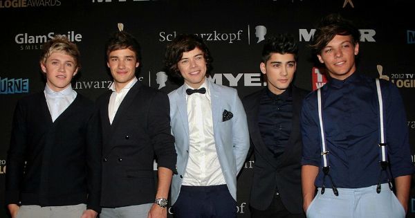 Image in QuizMyDay One Direction Band Members Quiz: Test Your Fan Memory Skills trivia quiz featuring 2012 <a href="https://en.wikipedia.org/wiki/TV_Week_Logie_Awards" class="extiw" title="w:TV Week Logie Awards">TV Week Logie Awards</a> – Red Carpet Arrivals – <a href="https://en.wikipedia.org/wiki/One_Direction" class="extiw" title="w:One Direction">One Direction</a>.thais From left to right: <a href="https://en.wikipedia.org/wiki/Niall_Horan" class="extiw" title="w:Niall Horan">Niall Horan</a>, <a href="https://en.wikipedia.org/wiki/Liam_Payne" class="extiw" title="w:Liam Payne">Liam Payne</a>, <a href="https://en.wikipedia.org/wiki/Harry_Styles" class="extiw" title="w:Harry Styles">Harry Styles</a>, <a href="https://en.wikipedia.org/wiki/Zayn_Malik" class="extiw" title="w:Zayn Malik">Zayn Malik</a> and <a href="https://en.wikipedia.org/wiki/Louis_Tomlinson" class="extiw" title="w:Louis Tomlinson">Louis Tomlinson</a>. Location: <a href="https://en.wikipedia.org/wiki/Crown_Casino" class="extiw" title="w:Crown Casino">Crown Casino</a>, Melbourne