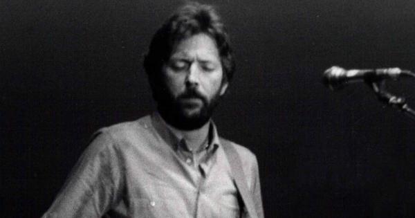 Image in QuizMyDay Ultimate Eric Clapton Guitar Solos Quiz: Test Your Blues & Rock Licks Knowledge trivia quiz featuring <p>Qué decir!!. Simplemente un genio. (Va por ti Elegua1974).
Camara: Olympus OM2
Objetivo: OM 135mm 2.8
</p>
Photographer:  F. Antolín Hernandez