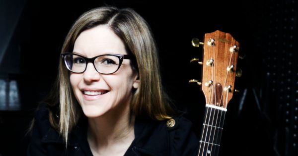 Image in QuizMyDay How Well Do You Know Lisa Loeb? 5 Questions To Find Out! trivia quiz featuring Lisa Loeb