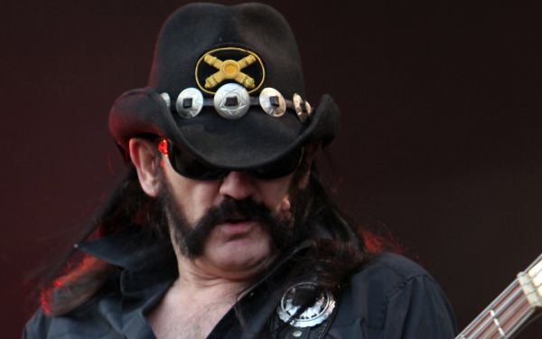 <p><a href="https://en.wikipedia.org/wiki/Mot%C3%B6rhead" class="extiw" title="en:Motörhead">Motörhead</a> at the Eurockéennes de Belfort 2011
</p><p><br>
</p>
<table lang="en" dir="ltr" cellspacing="8" cellpadding="0" style="width:100%; clear:both; margin:0.5em auto; background-color:var(--background-color-neutral-subtle, #f8f9fa); color:inherit; border:2px solid #66A7CC">
<tbody><tr>
<td style="width:60px"><span typeof="mw:File"><span title="Wikimédia CH"><img alt="Wikimédia CH" src="https://upload.wikimedia.org/wikipedia/commons/thumb/f/fe/WikimediaCHLogo.svg/60px-WikimediaCHLogo.svg.png" decoding="async" width="60" height="66" class="mw-file-element" srcset="https://upload.wikimedia.org/wikipedia/commons/thumb/f/fe/WikimediaCHLogo.svg/120px-WikimediaCHLogo.svg.png 1.5x" data-file-width="491" data-file-height="539"></span></span>
</td>
<td style="text-align:center;">The making of this document was supported by <b><a href="https://meta.wikimedia.org/wiki/Wikimedia_CH" class="extiw" title="m:Wikimedia CH">Wikimedia CH</a></b>. <b><small>(<a rel="nofollow" class="external text" href="https://www.wikimedia.ch/">Submit your project!</a>)</small></b><br>
<p>For all the files concerned, please see the category <a href="//commons.wikimedia.org/wiki/Category:Supported_by_Wikimedia_CH" title="Category:Supported by Wikimedia CH">Supported by Wikimedia CH</a>.
</p>
<hr>
<div lang=""><span style="font-size:small;line-height:1.4" class="plainlinks noprint"><a class="external text" href="https://commons.wikimedia.org/wiki/Template:Supported_by_Wikimedia_CH/ar"><bdi class="language lang-ar" lang="ar">العربية</bdi></a> <b>∙</b> <a class="external text" href="https://commons.wikimedia.org/wiki/Template:Supported_by_Wikimedia_CH/bn"><bdi class="language lang-bn" lang="bn">বাংলা</bdi></a> <b>∙</b> <a class="external text" href="https://commons.wikimedia.org/wiki/Template:Supported_by_Wikimedia_CH/cs"><bdi class="language lang-cs" lang="cs">čeština</bdi></a> <b>∙</b> <a class="external text" href="https://commons.wikimedia.org/wiki/Template:Supported_by_Wikimedia_CH/de"><bdi class="language lang-de" lang="de">Deutsch</bdi></a> <b>∙</b> <a class="external text" href="https://commons.wikimedia.org/wiki/Template:Supported_by_Wikimedia_CH/en"><bdi class="language lang-en" lang="en">English</bdi></a> <b>∙</b> <a class="external text" href="https://commons.wikimedia.org/wiki/Template:Supported_by_Wikimedia_CH/eo"><bdi class="language lang-eo" lang="eo">Esperanto</bdi></a> <b>∙</b> <a class="external text" href="https://commons.wikimedia.org/wiki/Template:Supported_by_Wikimedia_CH/es"><bdi class="language lang-es" lang="es">español</bdi></a> <b>∙</b> <a class="external text" href="https://commons.wikimedia.org/wiki/Template:Supported_by_Wikimedia_CH/fr"><bdi class="language lang-fr" lang="fr">français</bdi></a> <b>∙</b> <a class="external text" href="https://commons.wikimedia.org/wiki/Template:Supported_by_Wikimedia_CH/gl"><bdi class="language lang-gl" lang="gl">galego</bdi></a> <b>∙</b> <a class="external text" href="https://commons.wikimedia.org/wiki/Template:Supported_by_Wikimedia_CH/hi"><bdi class="language lang-hi" lang="hi">हिन्दी</bdi></a> <b>∙</b> <a class="external text" href="https://commons.wikimedia.org/wiki/Template:Supported_by_Wikimedia_CH/hu"><bdi class="language lang-hu" lang="hu">magyar</bdi></a> <b>∙</b> <a class="external text" href="https://commons.wikimedia.org/wiki/Template:Supported_by_Wikimedia_CH/it"><bdi class="language lang-it" lang="it">italiano</bdi></a> <b>∙</b> <a class="external text" href="https://commons.wikimedia.org/wiki/Template:Supported_by_Wikimedia_CH/ja"><bdi class="language lang-ja" lang="ja">日本語</bdi></a> <b>∙</b> <a class="external text" href="https://commons.wikimedia.org/wiki/Template:Supported_by_Wikimedia_CH/mk"><bdi class="language lang-mk" lang="mk">македонски</bdi></a> <b>∙</b> <a class="external text" href="https://commons.wikimedia.org/wiki/Template:Supported_by_Wikimedia_CH/nl"><bdi class="language lang-nl" lang="nl">Nederlands</bdi></a> <b>∙</b> <a class="external text" href="https://commons.wikimedia.org/wiki/Template:Supported_by_Wikimedia_CH/pt-br"><bdi class="language lang-pt-br" lang="pt-br">português do Brasil</bdi></a> <b>∙</b> <a class="external text" href="https://commons.wikimedia.org/wiki/Template:Supported_by_Wikimedia_CH/rm"><bdi class="language lang-rm" lang="rm">rumantsch</bdi></a> <b>∙</b> <a class="external text" href="https://commons.wikimedia.org/wiki/Template:Supported_by_Wikimedia_CH/ru"><bdi class="language lang-ru" lang="ru">русский</bdi></a> <b>∙</b> <a class="external text" href="https://commons.wikimedia.org/wiki/Template:Supported_by_Wikimedia_CH/scn"><bdi class="language lang-scn" lang="scn">sicilianu</bdi></a> <b>∙</b> <a class="external text" href="https://commons.wikimedia.org/wiki/Template:Supported_by_Wikimedia_CH/sl"><bdi class="language lang-sl" lang="sl">slovenščina</bdi></a> <b>∙</b> <a class="external text" href="https://commons.wikimedia.org/wiki/Template:Supported_by_Wikimedia_CH/ta"><bdi class="language lang-ta" lang="ta">தமிழ்</bdi></a> <b>∙</b> <a class="external text" href="https://commons.wikimedia.org/wiki/Template:Supported_by_Wikimedia_CH/uk"><bdi class="language lang-uk" lang="uk">українська</bdi></a> <b>∙</b> <small class="plainlinks"><a class="external text" href="https://commons.wikimedia.org/w/index.php?title=Template:Supported_by_Wikimedia_CH/lang&amp;action=edit">+/−</a></small></span></div>
</td></tr></tbody></table>