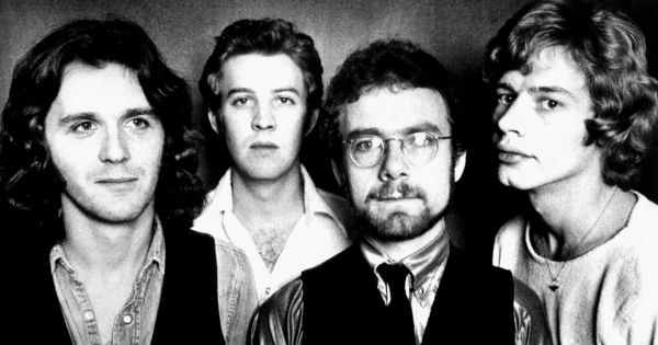 Image in QuizMyDay Crimson Conundrum: The Ultimate King Crimson Quiz trivia quiz featuring <a href="//commons.wikimedia.org/wiki/Category:John_Wetton" title="Category:John Wetton">J. Wetton</a>, <a href="//commons.wikimedia.org/wiki/Category:David_Cross_(musician)" title="Category:David Cross (musician)">D. Cross</a>, <a href="//commons.wikimedia.org/wiki/Category:Robert_Fripp" title="Category:Robert Fripp">R. Fripp</a> and <a href="//commons.wikimedia.org/wiki/Category:Bill_Bruford" title="Category:Bill Bruford">B. Bruford</a>:
<p><br>
</p>
<a href="//commons.wikimedia.org/wiki/Category:King_Crimson" title="Category:King Crimson">King Crimson</a> in a 1974 press photo. The lineup depicted lasted from 1972 to 1974. The photo was distributed by <a href="//commons.wikimedia.org/wiki/Category:Atlantic_Records" title="Category:Atlantic Records">Atlantic Records</a>, which was King Crimson's record label in the US. No copyright markings on the photo.