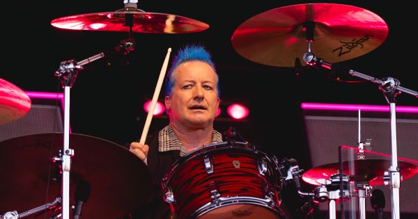 Image in QuizMyDay Green Day Awards and Chart Success Quiz: Test Your Music Facts trivia quiz featuring Green Day - Isle Of Wight Festival - Sunday 23rd June 2024