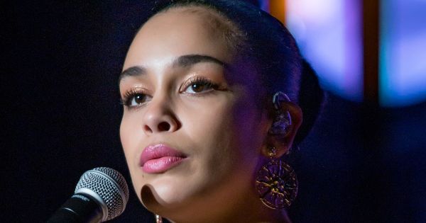 Image in QuizMyDay Jorja Smith Quiz: Find Out How Much You Know Her Music trivia quiz featuring Jorja Smith performing live at The Wiltern theatre in Los Angeles, California, on Monday, November 26, 2018. Shot for Ones To Watch.