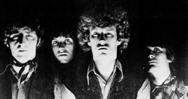 Image in QuizMyDay Ten Years After Quiz: Test Your Rock Band Knowledge trivia quiz featuring Trade ad for <a href="https://en.wikipedia.org/wiki/Ten_Years_After" class="extiw" title="en:Ten Years After">Ten Years After</a>'s single "Portable People".<br><br>To better adapt it to his respective Wikipedia article, the ad was cropped and cleaned in a graphics editing program. The original can be viewed at the source below.