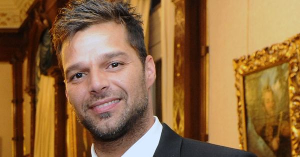 Image in QuizMyDay Ricky Martin Trivia Quiz: Test Your Knowledge of the Latin Pop Icon trivia quiz featuring Cristina Fernández de Kirchner con Ricky Martin.