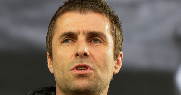 Image in QuizMyDay Liam Gallagher Solo Career & Life Quiz trivia quiz featuring Liam Gallagher en concert lors du festival des vieilles charrues 2018.