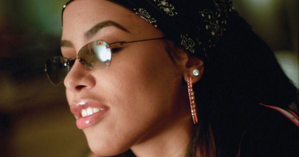 Image in QuizMyDay Aaliyah Quiz: How Well Do You Know Her trivia quiz featuring Aaliyah in Germany may 2000