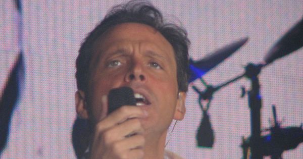 Image in QuizMyDay Shine Like El Sol: The Ultimate Luis Miguel Quiz trivia quiz featuring Luis Miguel in 2008