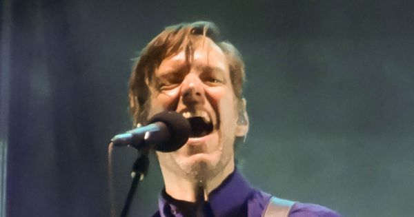 Image in QuizMyDay Radiohead B-Sides & Rarities: Fan Quiz trivia quiz featuring ACL Radiohead 2016.