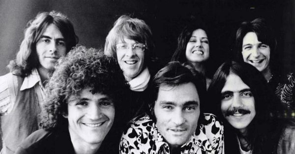 Image in QuizMyDay Jefferson Starship Quiz: Test Your Music Expertise trivia quiz featuring Photo of Jefferson Starship in 1976.
<p>From Left to Right: <i>Back Row:</i> Pete Sears, Paul Kantner, Grace Slick, John Barbata. <br>
</p>
<i>Front row:</i> David Freiberg, Marty Balin, Craig Chaquico.