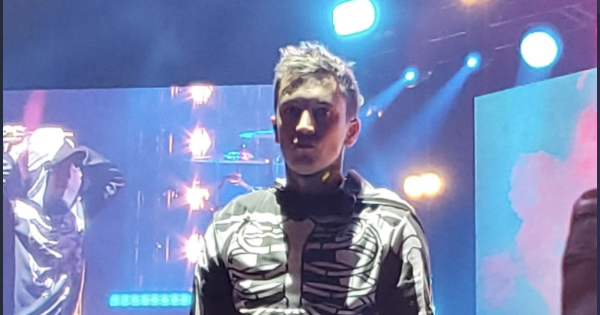 Tyler Joseph Performing live at the end of the Night 3 Takeover Show in Columbus, Ohio. Taken by Justin Anderson
