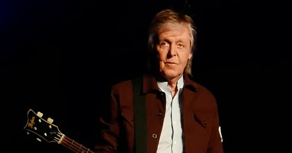 Image in QuizMyDay Ultimate Paul McCartney Hits Quiz: How Well Do You Know His Greatest Songs? trivia quiz featuring Paul McCartney podczas koncertu w Krakowie w 2018r.