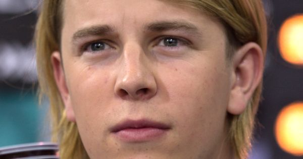 Image in QuizMyDay Take the Tom Odell Quiz: How Much Do You Know? trivia quiz featuring For taking this photo and licensing it under a free licence a (press) accreditation was required. The photographer had a valid accreditation and has sent it to the <a href="//commons.wikimedia.org/wiki/Special:MyLanguage/Commons:Volunteer_Response_Team" title="Special:MyLanguage/Commons:Volunteer Response Team">email response team</a>, it has been archived in the VRTS system. Users with VRTS account can access it <span class="plainlinksneverexpand"><b><a class="external text" href="https://ticket.wikimedia.org/otrs/index.pl?Action=AgentTicketZoom&amp;TicketNumber=2013020410007547">here</a></b></span>.
Please be aware that (press) accreditations are a permission to generally take photos only and do <b>not</b> make any statement about the copyright status of this photo!