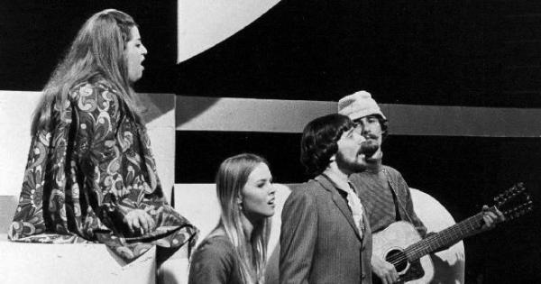 Image in QuizMyDay Ultimate Mamas and Papas Song Trivia Quiz Mastery trivia quiz featuring Photo of the group The Mamas &amp; the Papas from a 1967 ABC Television program, The Songmakers". From left-Cass Elliot (at back), Michelle Phillips, Denny Doherty and John Phillips.