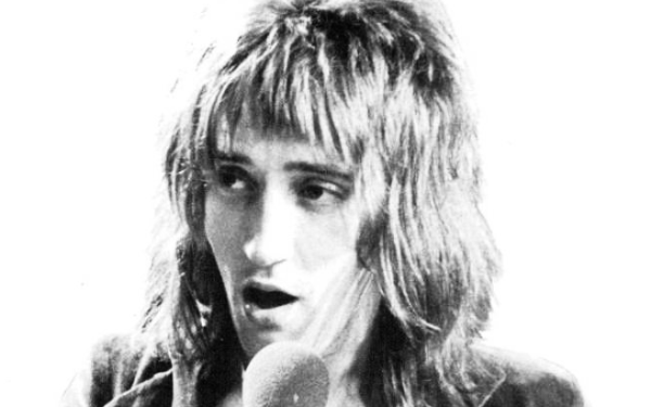 Trade ad for <a href="https://en.wikipedia.org/wiki/Rod_Stewart" class="extiw" title="en:Rod Stewart">Rod Stewart</a>'s album <i>Every Picture Tells A History</i>.<br><br>To better adapt it to his respective Wikipedia article, the ad was cropped and cleaned in a graphics editing program. The original can be viewed at the source below.