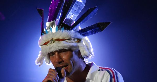 Image in QuizMyDay Funky Facts: The Ultimate Jamiroquai Trivia Quiz trivia quiz featuring Photo réalisée au Sudoeste festival 2003 @DavidGros - <a rel="nofollow" class="external text" href="https://www.photoevents-alsace.com">www.PhotoEvents-Alsace.com</a>