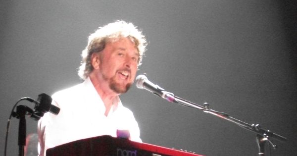 Image in QuizMyDay Supertramp Hits Trivia Quiz trivia quiz featuring Rick Davies, leader of Supertramp, playing Wurlitzer piano at BBK Live 2010 in Bilbao, Basque Country, Spain (September 17th 2010).