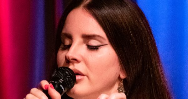 Lana Del Rey performing live at the Grammy Museum in Los Angeles on 10/13/2019.