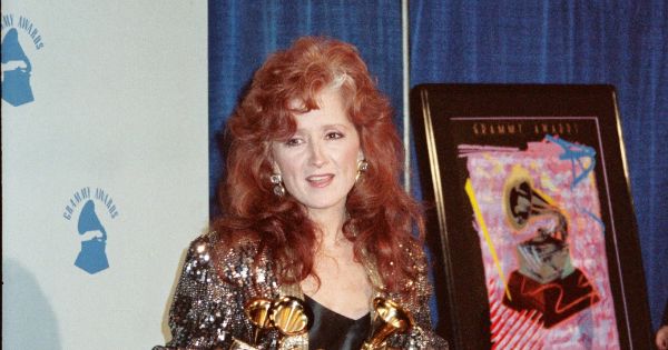 Image in QuizMyDay Get It Raitt: Bonnie Raitt Knowledge Trivia Quiz trivia quiz featuring <p>1990 Grammy Awards
</p><p>NOTE:  Permission granted to copy, publish, broadcast or post any of my photos, but please credit "photo by Alan Light" if you can. Thanks.
</p>
Scanned from the original 35MM film negative.