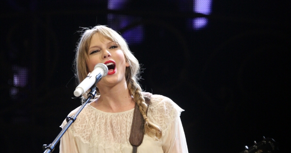 Image in QuizMyDay Taylor Swift Quiz: Fun Fan Challenge trivia quiz featuring Taylor Swift on the Speak Now World Tour in Sydney, Australia