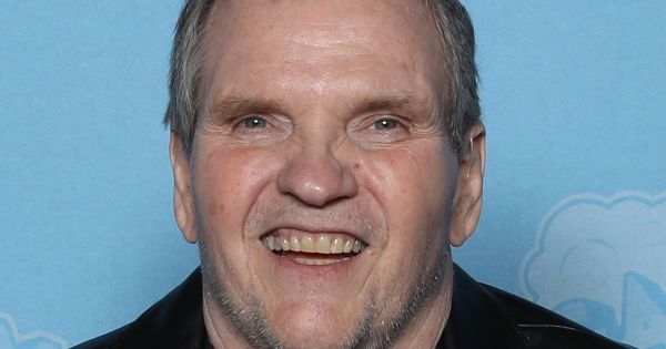 Image in QuizMyDay Definitive Meat Loaf Quiz Challenge trivia quiz featuring Meat Loaf at GalaxyCon Raleigh in 2019