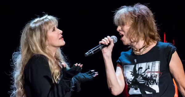 Image in QuizMyDay Rock Queens: Ultimate Women in Rock Quiz trivia quiz featuring Stevie Nicks performing with Chrissie Hynde at the Frank Erwin Center in Austin, Texas on her 24 Karat Gold Tour.