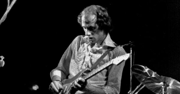 Image in QuizMyDay Dire Straits Trivia Quiz: From Sultans of Swing to Brothers in Arms trivia quiz featuring the Dire Straits, 28 October 1978, Musikhalle Hamburg