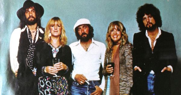 Fleetwood Mac promotional photo featuring Mick Fleetwood, Christine McVie, John McVie, Stevie Nicks, and Lindsey Buckingham for the album Rumours.
